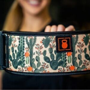 Cactus Pattern Weightlifting Belt